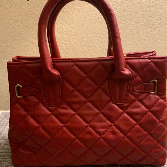 Badgley Mischka Middle Diamond Quilted Satchel Crossbody with Front Lock - Picture 4 of 9